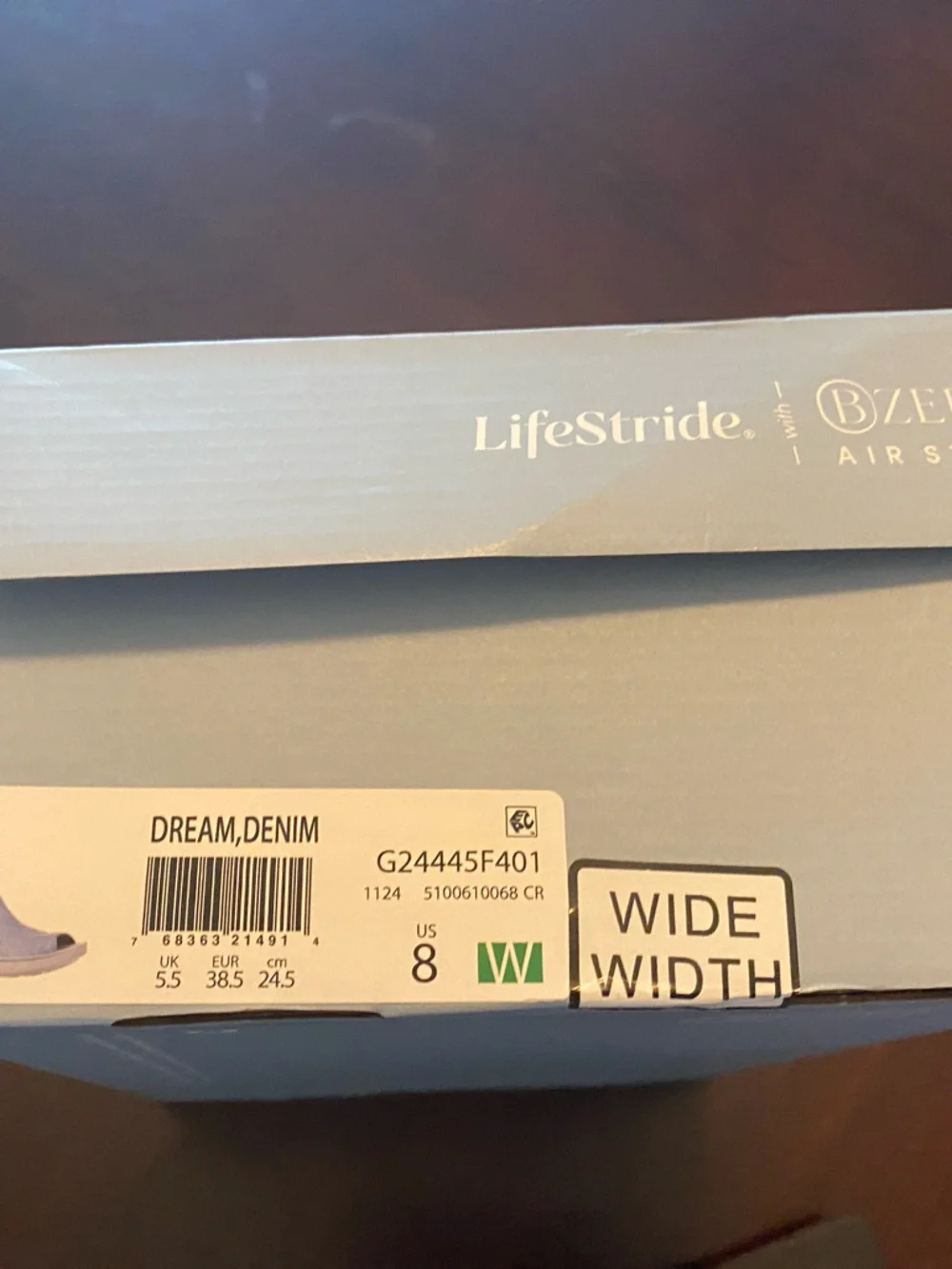 BZEES Dream Denim  8 wide blue  wedge sandal boxed  new